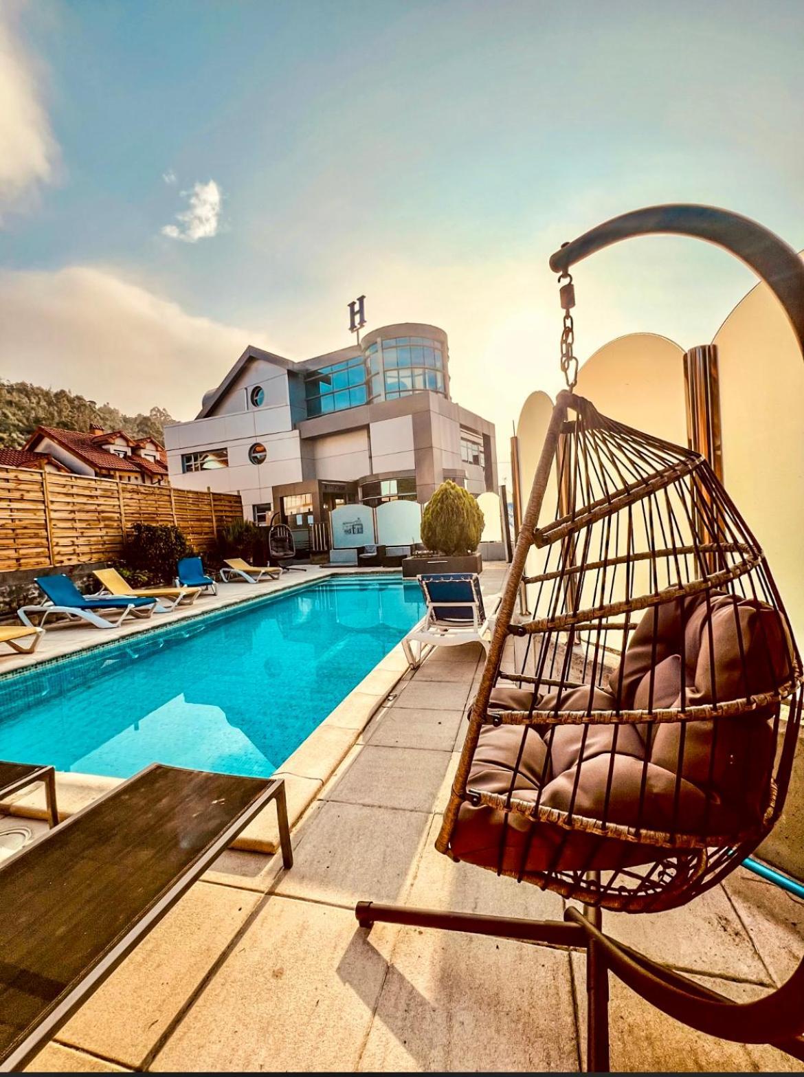La Traina Hotel Argonos Bagian luar foto